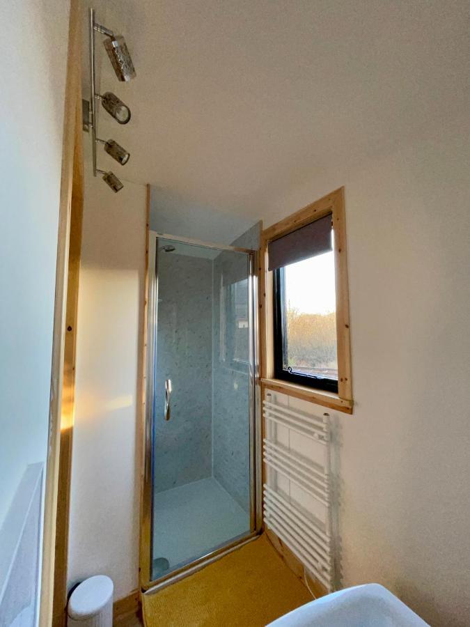 Per Ardua Shepherds Hut Форт-Уильям Экстерьер фото
